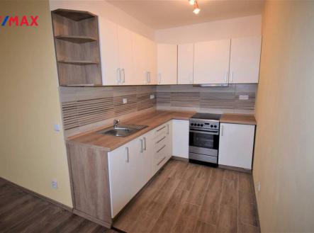 Pronájem bytu, 1+kk, 38 m²