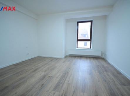 Pronájem bytu, 2+kk, 74 m²