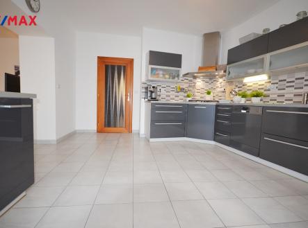 Prodej domu/vily, 200 m² obrázek