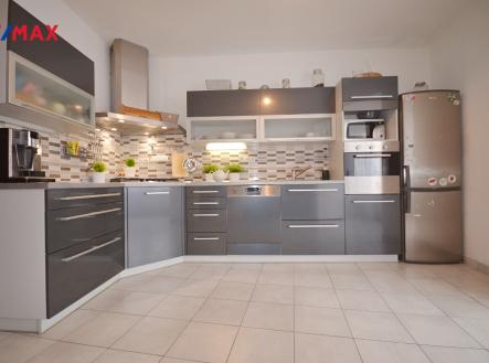 Prodej nájemního domu, 200 m²