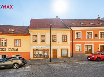 Prodej nájemního domu, 200 m² obrázek