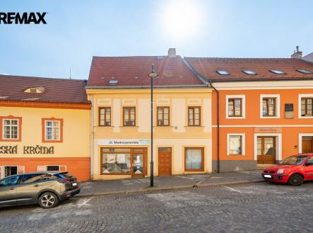 Prodej nájemního domu, 200 m² obrázek