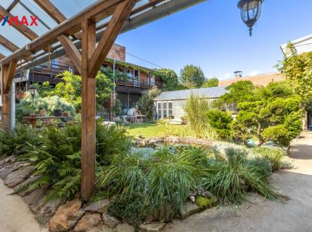 Prodej domu/vily, 900 m²