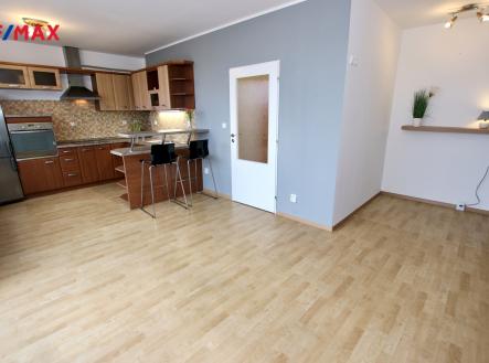 Pronájem bytu, 1+kk, 41 m²