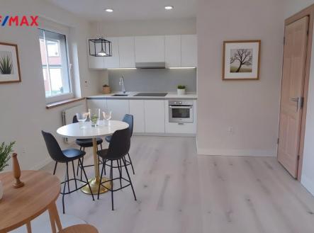 Pronájem bytu, 2+kk, 64 m²