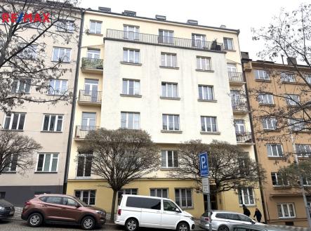 Pronájem bytu, 3+kk, 92 m²