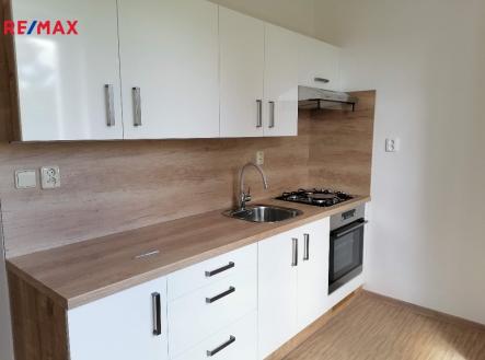 Pronájem bytu, 2+1, 49 m²