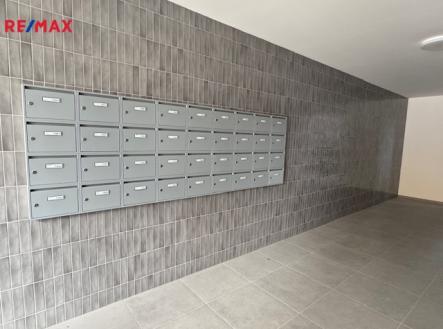 Pronájem bytu, 2+kk, 71 m²