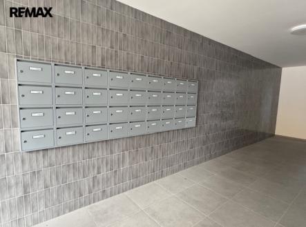 Pronájem bytu, 2+kk, 71 m²