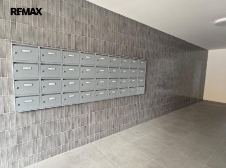 Pronájem bytu, 2+kk, 71 m²