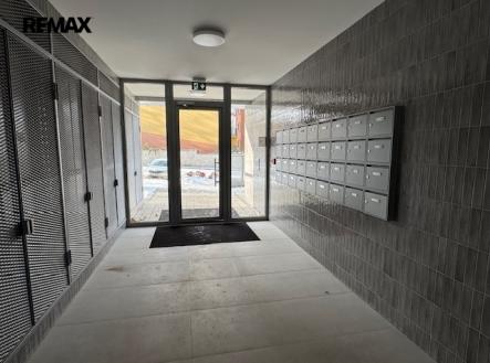 Pronájem bytu, 2+kk, 71 m²