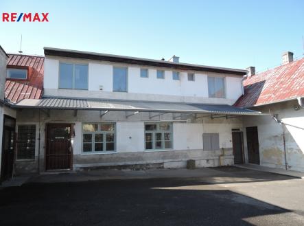 Pronájem výrobní prostor, 400 m²