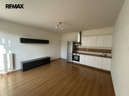 Pronájem bytu, 3+kk, 72 m²