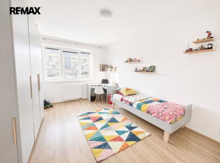 Pronájem bytu, 3+kk, 72 m²