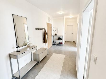 Pronájem bytu, 3+kk, 72 m²