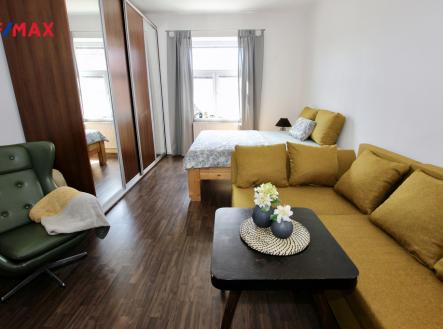 Pronájem bytu, 2+kk, 53 m²