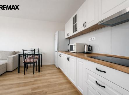 Pronájem bytu, 3+kk, 60 m²