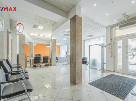 Pronájem kanceláře, 183 m²