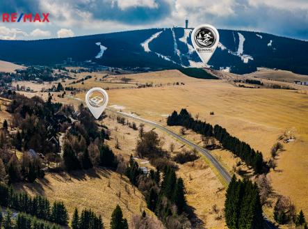 Prodej pozemku pro komerční výstavbu, 2 335 m²