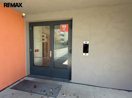 Pronájem bytu, 2+kk, 65 m²