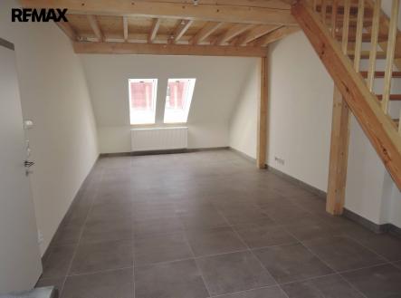 Pronájem bytu, 2+kk, 76 m²