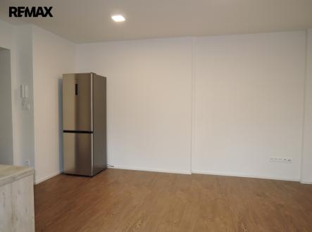 Pronájem bytu, 2+kk, 38 m²