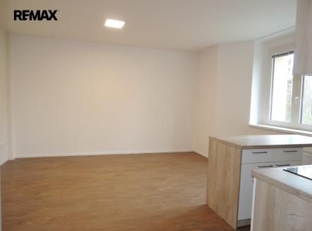 Pronájem bytu, 2+kk, 38 m²