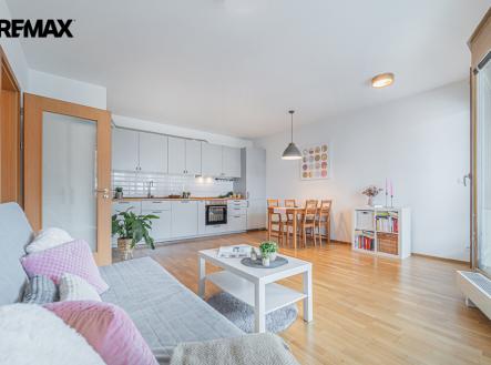 Pronájem bytu, 2+kk, 56 m²