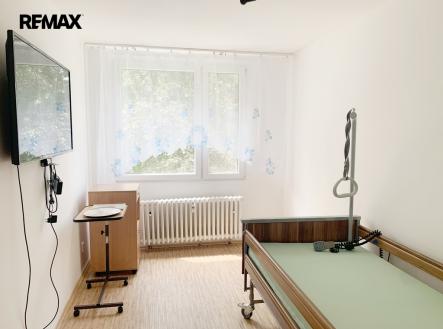 Pronájem bytu, 2+kk, 42 m²