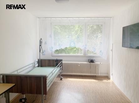 Pronájem bytu, 2+kk, 42 m²