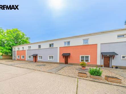 Prodej nájemního domu, 301 m²