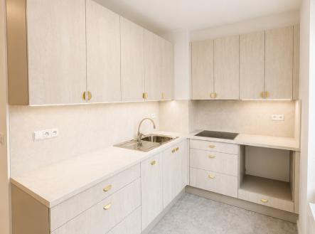 Pronájem bytu, 2+1, 50 m²
