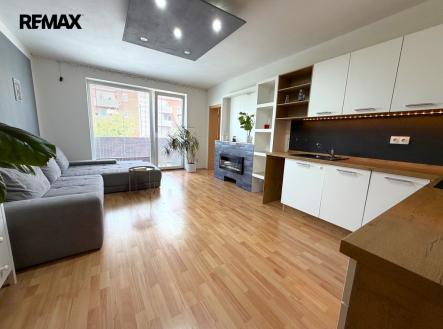 Pronájem bytu, 2+kk, 56 m²
