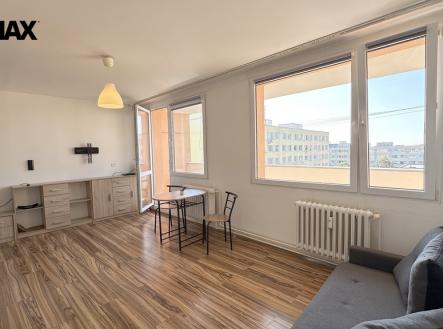 Pronájem bytu, 1+kk, 40 m²