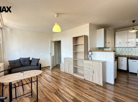 Pronájem bytu, 1+kk, 40 m²