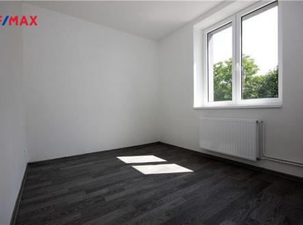 Pronájem bytu, 3+kk, 66 m²