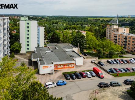Prodej obchodní prostor, 371 m²