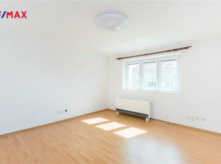 Pronájem bytu, 2+1, 63 m²