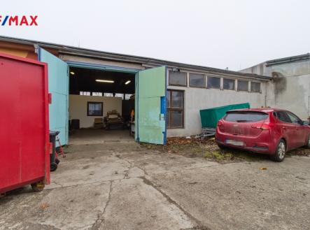 Pronájem skladovací prostor, 170 m²