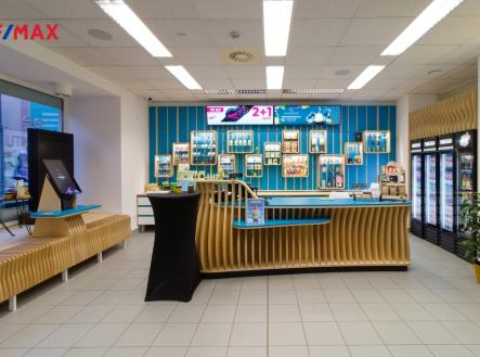 Pronájem obchodní prostor, 168 m²