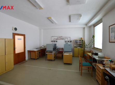 Pronájem kanceláře, 92 m²