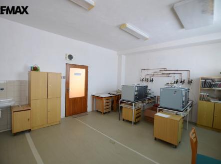 Pronájem kanceláře, 92 m²