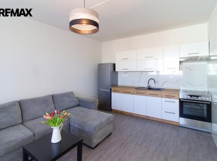 Pronájem bytu, 2+kk, 42 m²