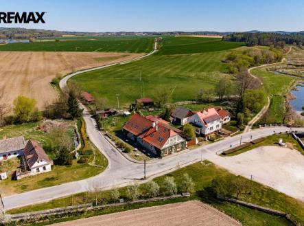 Prodej hotel, 398 m²