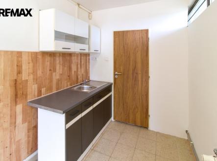 Pronájem jiné komerční nemovitosti, 40 m²