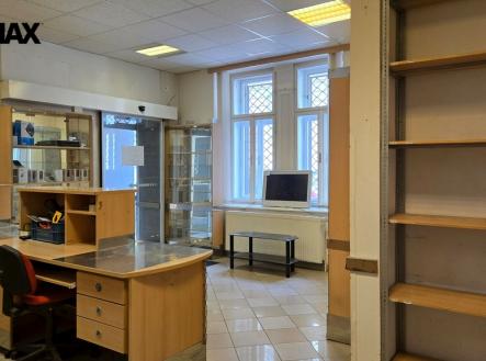 Prodej obchodní prostor, 98 m²