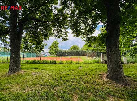 Prodej pozemku pro komerční výstavbu, 5 647 m²