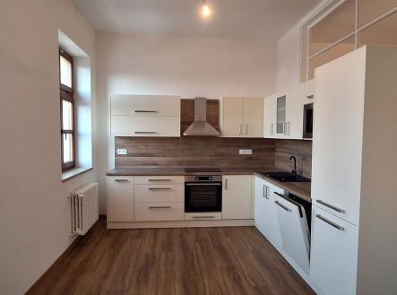 Pronájem bytu, 2+1, 102 m²