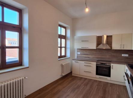 Pronájem bytu, 2+1, 102 m²