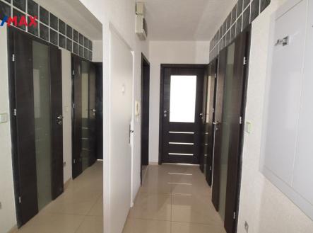 Pronájem bytu, 2+1, 53 m²